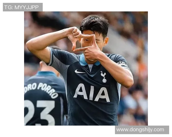 英超精彩对决莱比锡与AC米兰战成平局帽子戏法引发全场热潮